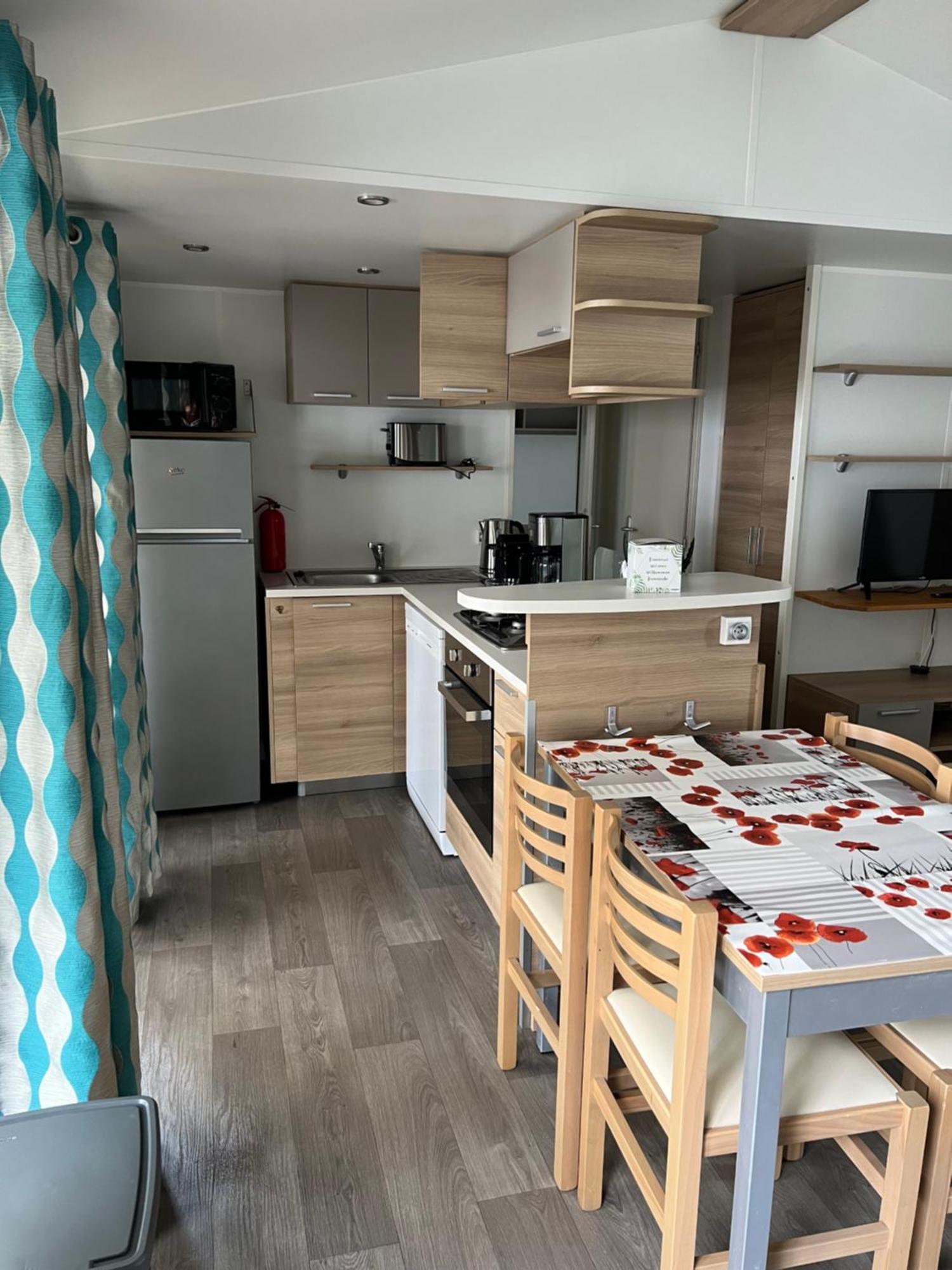 Mobilhome La Carabasse Vias Plage Экстерьер фото